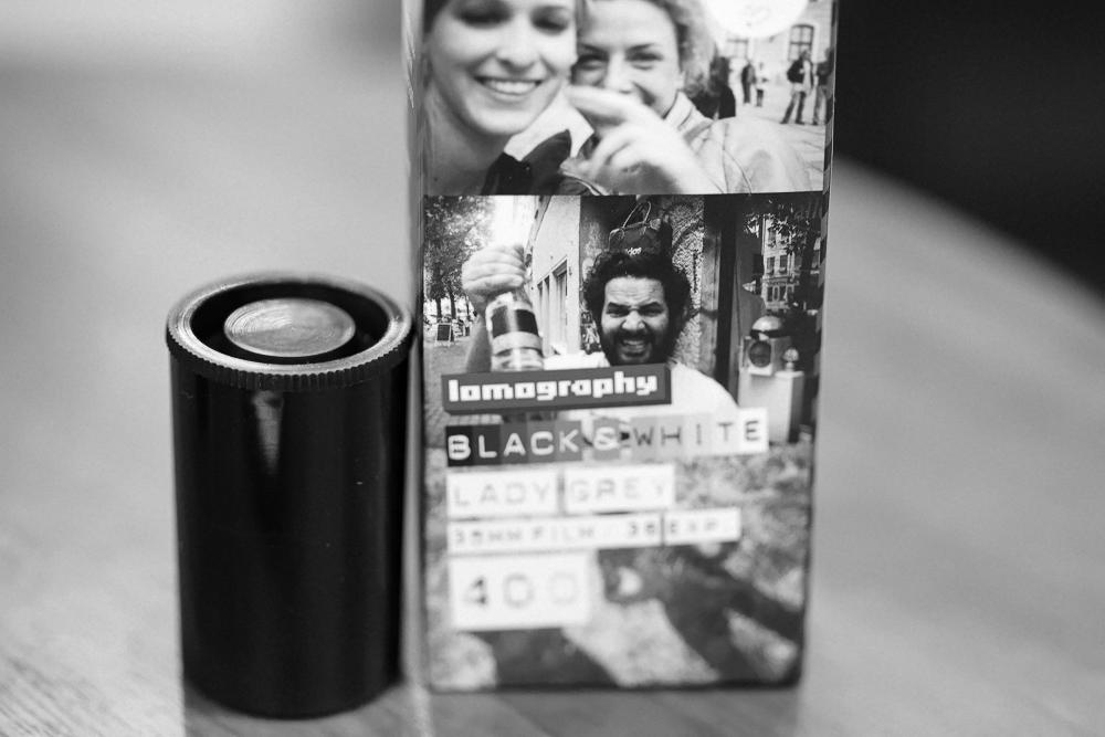 Lomography BLACK&WHITE LADY GREY 400(モノクロフィルム)
